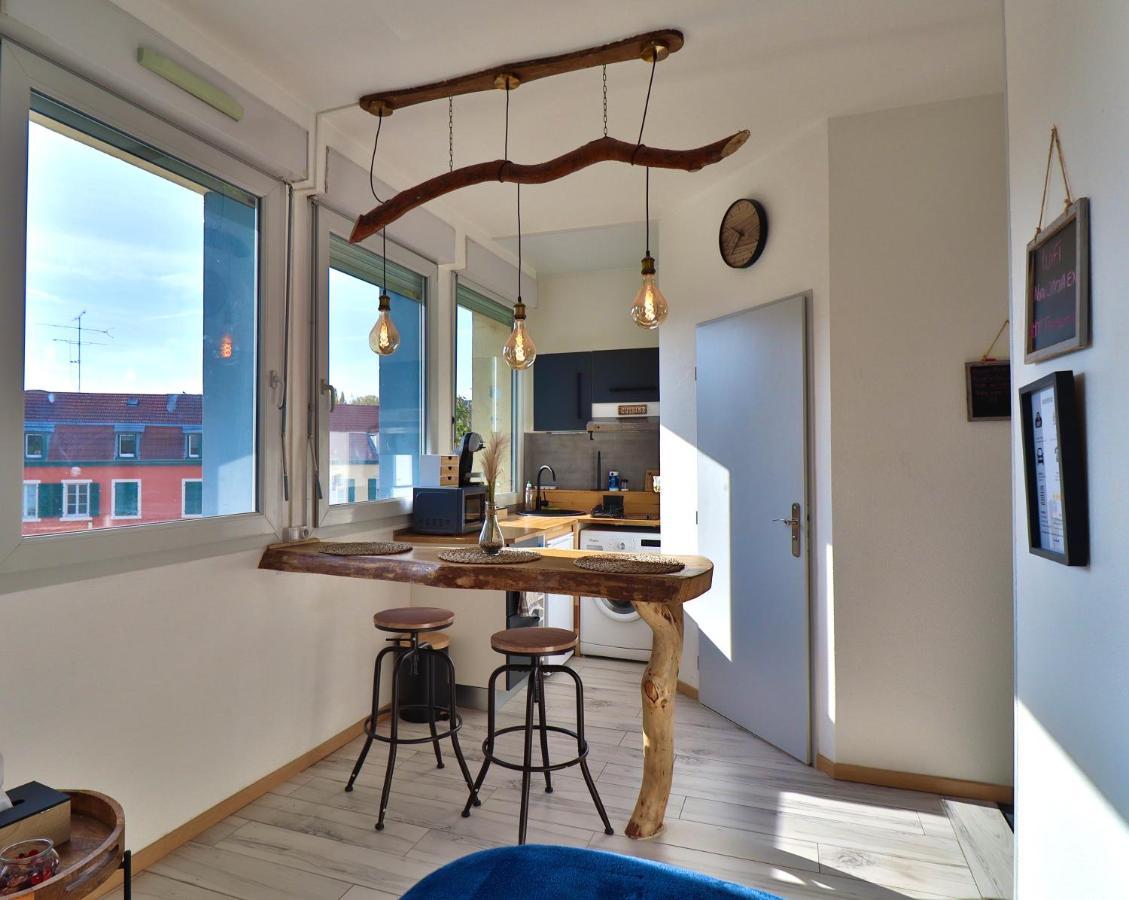 Montbéliard Superbe Studio Cosy Et Atypique 3 Etoiles מראה חיצוני תמונה
